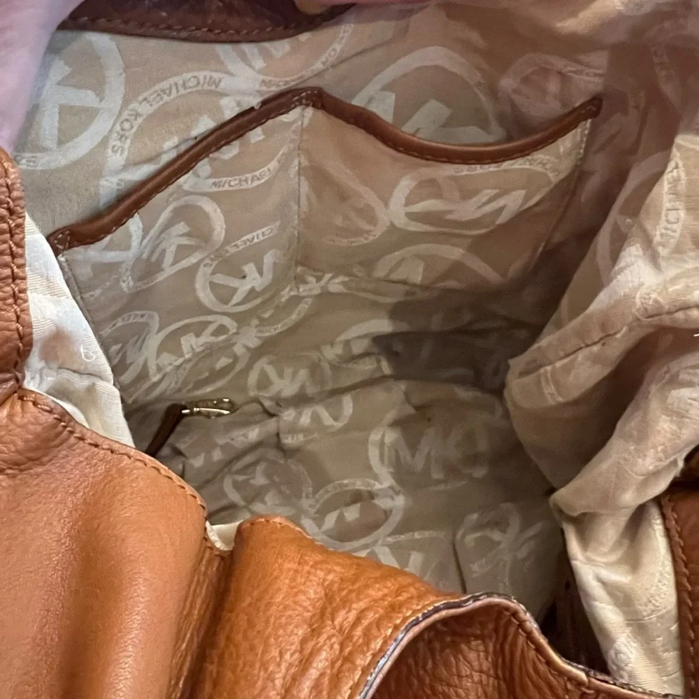 MICHAEL Michael Kors Tan Gold Leather Large Layton Hobo Bag Zippered BOHO Preppy - Picture 8 of 16